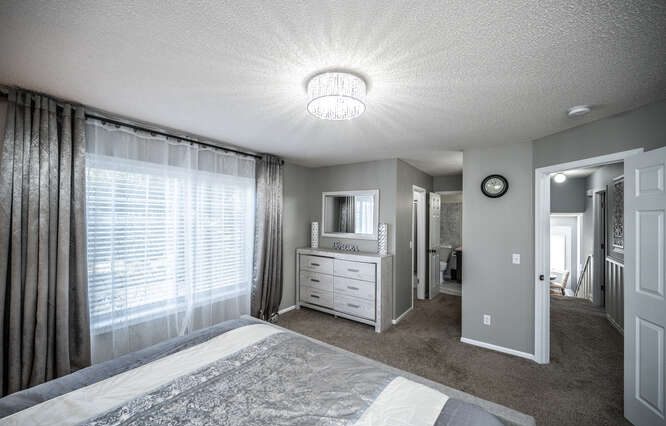 18674 Esquire Way Farmington-small-024-037-Primary Bedroom Ensuite-666x444-72dpi