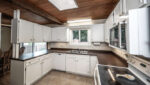 20155 Biscayne Ave Farmington-small-019-012-Kitchen-666x398-72dpi